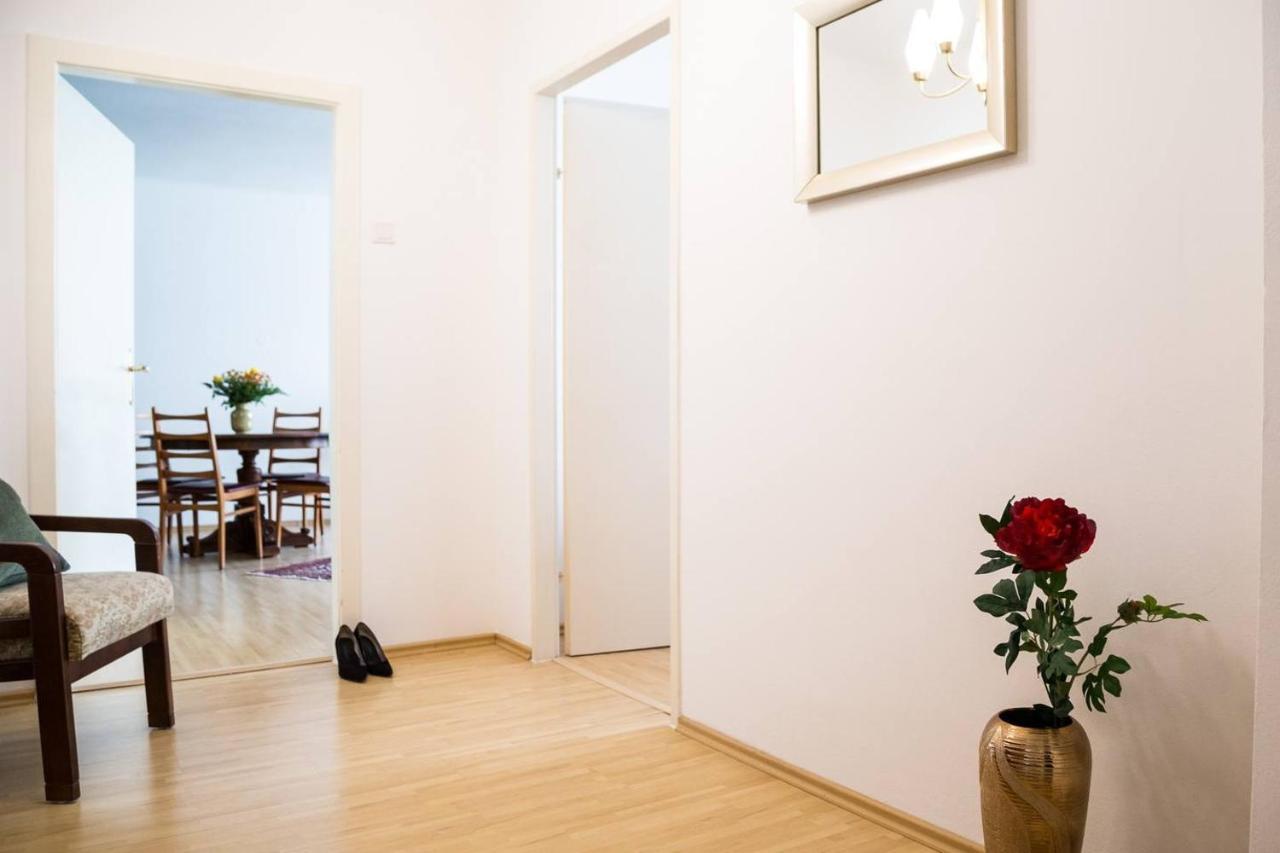 Big, Quiet, Central And Vintage Apartment Directly At The City Center, Close To Metro 비엔나 외부 사진